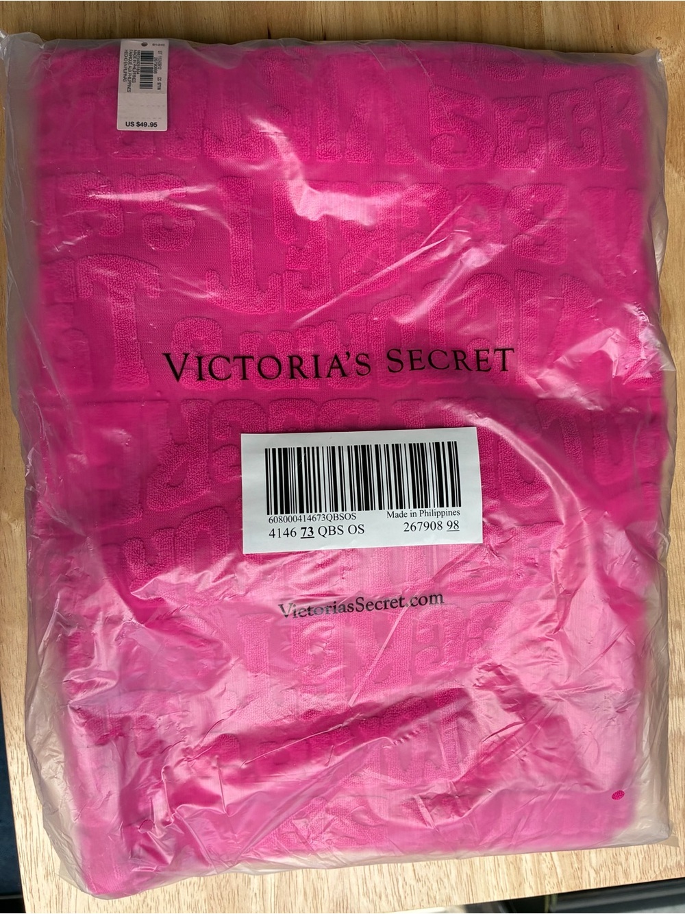 NWT Victoria’s Secret Hot Pink Embossed Terrycloth Logo Beach Tote Bag
